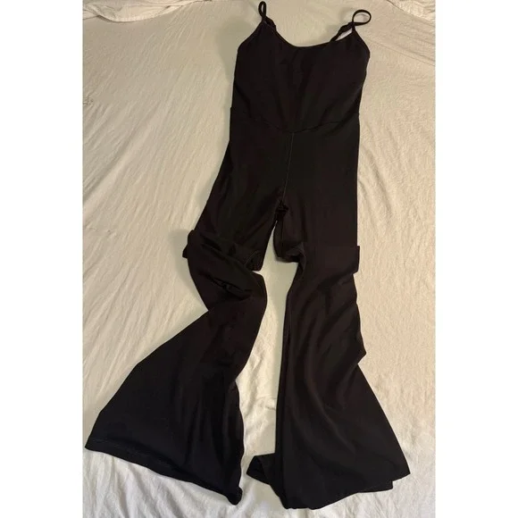 Aerie Offline Real Me Xtra Black Jumpsuit Sleeveless Flared Leg Medium - Picture 13 of 13